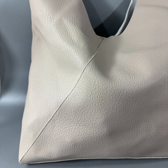 NWT Babana Republic Vegan Leather Slouchy Tote - Picture 3 of 16